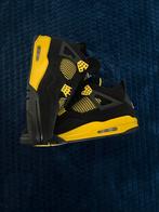 Jordan 4 Thunder - Maat 45 EU - Deadstock, Ophalen of Verzenden, Nieuw, Zwart, Sneakers of Gympen
