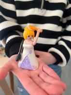 Playmobil dame met twee jurken tasje en borstel, Ophalen of Verzenden, Gebruikt