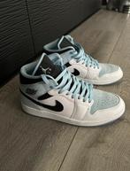 Nike Air Jordan 1 Mid SE Ice Blue, Kleding | Heren, Schoenen, Ophalen of Verzenden, Zo goed als nieuw, Blauw