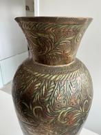 Koperen Vaas met Gedetailleerde Gravures, Overige materialen, Gebruikt, Overige kleuren, Ophalen of Verzenden