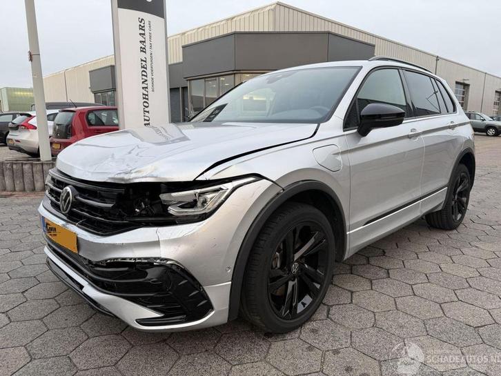Volkswagen Tiguan R-Line Business+ 1.4 TSI eHybrid, Auto diversen, Schadeauto's, Volkswagen, Automaat, Hybride Elektrisch/Benzine