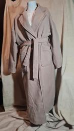 Beige mantel maat 36, Kleding | Dames, Huispakken, Ophalen of Verzenden, Gedragen, Maat 36 (S), Beige