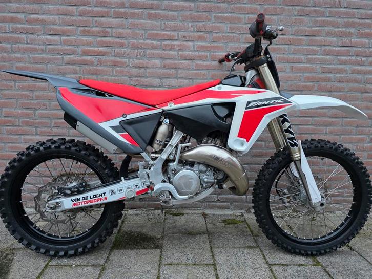 Ruilen nieuwe supermoto supermotard suspentie yz125 Fantic, Fietsen en Brommers, Brommers | Crossbrommers, Nieuw, Overige merken