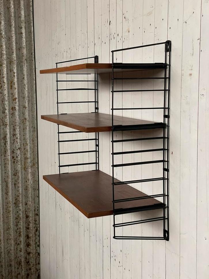 Vintage tomado wandsysteem boekenrek wandplank 1960 teakhout, Huis en Inrichting, Woonaccessoires | Wandplanken en Boekenplanken