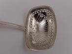 Zilveren strooilepel                                    Z214, Ophalen of Verzenden, Zilver