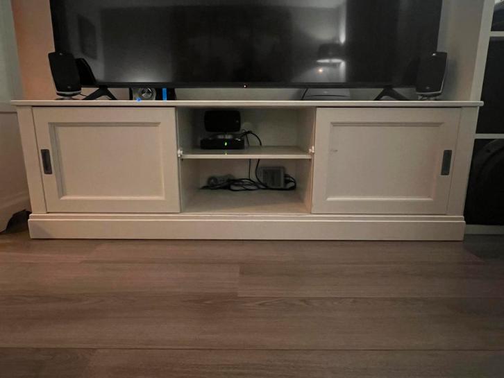 Landelijke witte tv meubel, Huis en Inrichting, Kasten | Televisiemeubels, Zo goed als nieuw, Minder dan 100 cm, 150 tot 200 cm