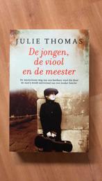 Julie Thomas - De jongen, de viool en de meester, Boeken, Nieuw, Julie Thomas, Ophalen of Verzenden