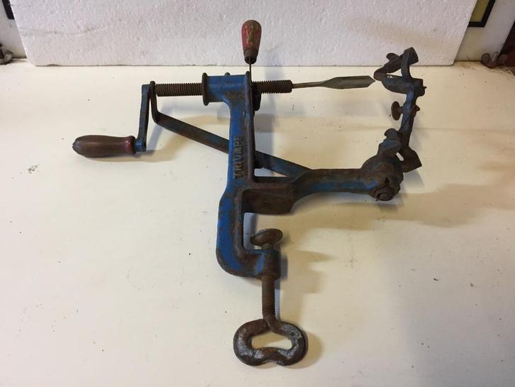 Triumpf appelschilmachine jaren 40, Antiek en Kunst, Antiek | Gereedschap en Instrumenten, Ophalen