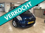 Toyota Yaris 1.0 VVTi, Auto's, Voorwielaandrijving, 970 kg, Stof, Blauw