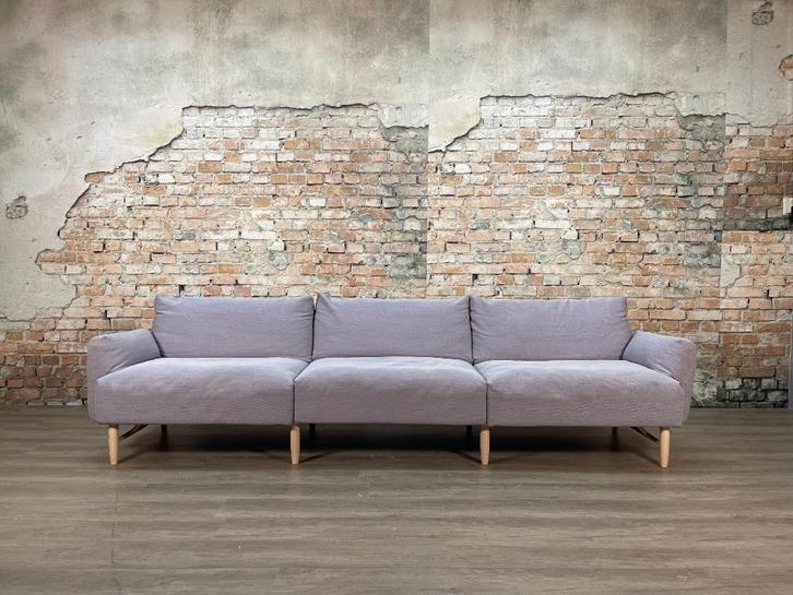 Bij TheReSales: Sancal Copla Sofa Grijs, Huis en Inrichting, Banken | Bankstellen, Zo goed als nieuw, Rechte bank, Vierpersoons of meer