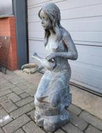 Antiek brons standbeeld fontein Vrouw met waterkruik, Verzenden, Brons
