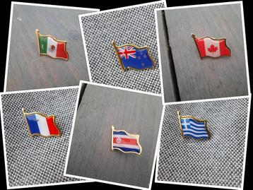 6 pins van vlaggen van diverse landen te koop beschikbaar voor biedingen