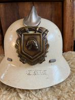 Nederlandse brandweer helm met lederen neklap, Verzamelen, Militaria | Algemeen, Ophalen, Overige soorten, Nederland, Helm of Baret