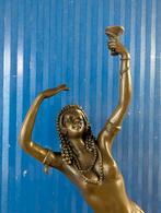 Art Deco Bronzen Beeld van Danseres met Kelk, Ophalen of Verzenden