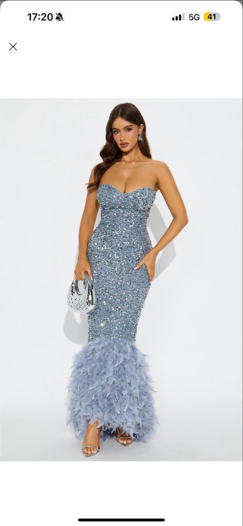 Prachtige lange blauwe feestjurk, Kleding | Dames, Jurken, Zo goed als nieuw, Blauw, Onder de knie, Ophalen of Verzenden