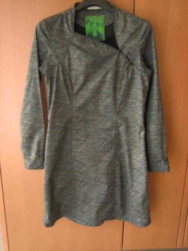 Prachtige zwart-beige jurk SKUNKFUNK type JOKINE 40 snazzeys, Kleding | Dames, Jurken, Nieuw, Maat 38/40 (M), Beige, Onder de knie