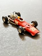 Dinky Toys Red V12 Ferrari F1 1422 69 1/43, Ophalen of Verzenden, Gebruikt, Transport