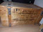 Oude kist, gebruikt als salontafel, Huis en Inrichting, Woonaccessoires | Kisten, Minder dan 50 cm, Gebruikt, Ophalen