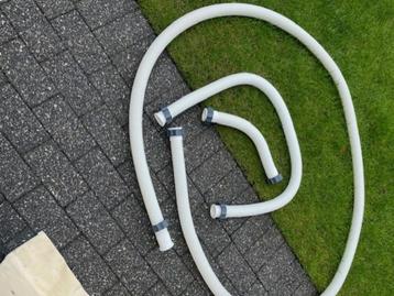 3 Intex slangen 38mm beschikbaar voor biedingen
