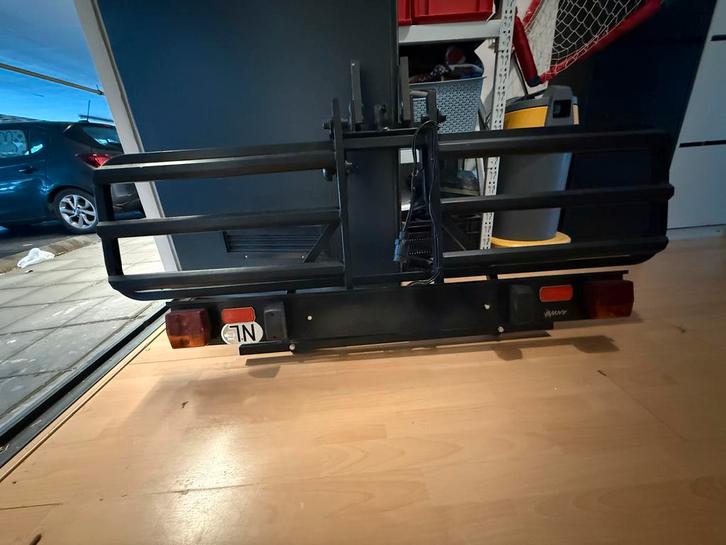 Fietsendrager voor trekhaak - Stevig model, Auto diversen, Fietsendragers, Gebruikt, Trekhaakdrager, 2 fietsen, Elektrische fiets