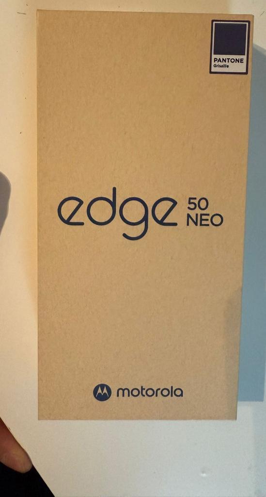 PHONE Motorola Edge 50 Neo – Nieuw in Doos, Nooit Geopend, Telecommunicatie, Mobiele telefoons | Motorola, Nieuw, Zonder abonnement