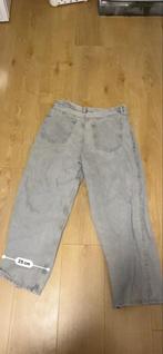 Baggy Jeans - Bershka - Grijs, Kleding | Heren, Ophalen of Verzenden, Zo goed als nieuw, Grijs, Overige jeansmaten