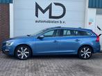 Volvo V60 2.4 D6 AWD Plug-In Hybrid Summum - SchuifDak - NAP, Auto's, Volvo, Automaat, Blauw, 210 min, 11 kWh