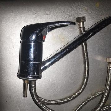 Kraan plus aparatur  beschikbaar voor biedingen