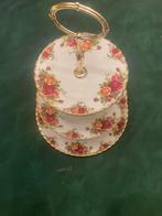 Royal Albert old Country roses 3 laags etagère, Ophalen of Verzenden, Zo goed als nieuw, Overige stijlen, Kop(pen) en/of Schotel(s)