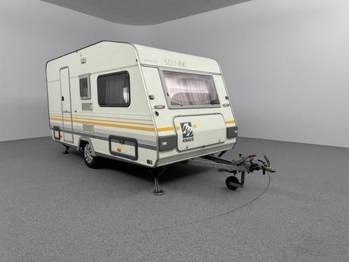 Knaus Südwind 420 Voortent Dubbele dinette Hordeur, Caravans en Kamperen, Caravans, Bedrijf, Overige, Knaus, 4 tot 5 meter, Hordeur