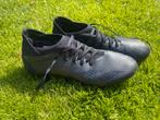 Voetbalschoenen, Sport en Fitness, Voetbal, Maat XS of kleiner, Ophalen of Verzenden, Gebruikt, Schoenen