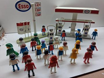 Playmobiel tank station Esso beschikbaar voor biedingen