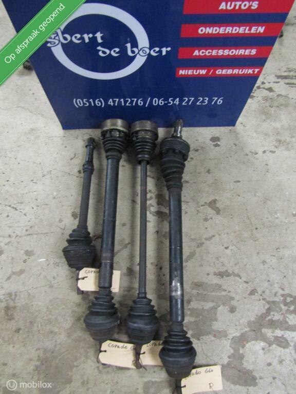 Aandrijfas rechts vw volkswagen corrado g60 en 16v, Auto-onderdelen, Remmen en Aandrijving, Volkswagen, Gebruikt, Ophalen of Verzenden