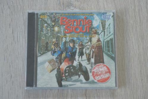 BENNIE STOUT 2CDBOX DE GROTE FILM VAN SINTERKLAAS alle liedj, Cd's en Dvd's, Cd's | Kerst en Sinterklaas, Nieuw in verpakking
