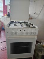 Etna 4 pits gasfornuis, Zo goed als nieuw, Gas, Vrijstaand, 85 tot 90 cm