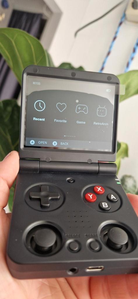 Miyoo Flip – Nieuwstaat – 64GB – Inclusief accessoires, Spelcomputers en Games, Spelcomputers | Overige, Nieuw, Ophalen of Verzenden