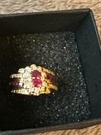 18 karaat goud ring met robijn en diamantjes, Sieraden, Tassen en Uiterlijk, Broches, Goud, Goud, Minder dan 4 cm, Met edelsteen