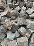 GRATIS ophalen, granieten keien voor straatwerk ongeveer 4m2, Tuin en Terras, Grind, Keien en Split, Graniet, Zo goed als nieuw
