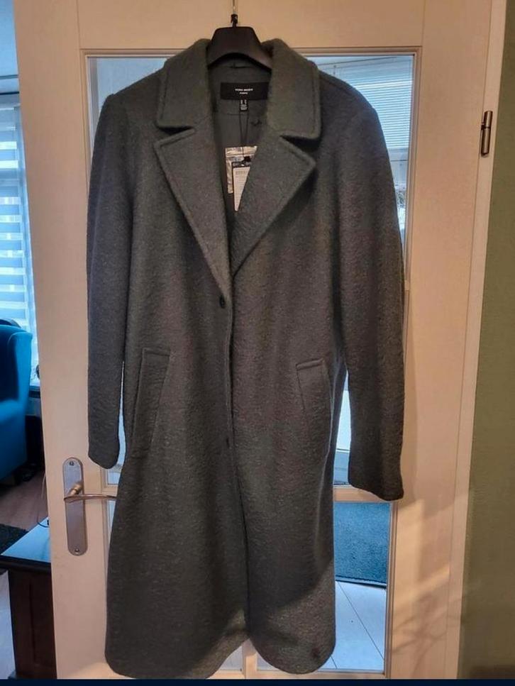 Nieuwe Winterjas. Kleur is Donkergroen. Maat 50, Kleding | Dames, Grote Maten, Nieuw, Groen, Ophalen of Verzenden