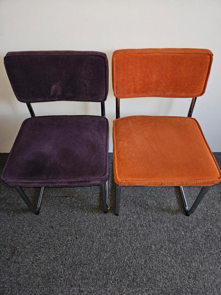 Set 4 stoelen Ribfluweel met stalen frame, Huis en Inrichting, Stoelen, Ophalen