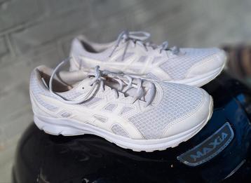 Asics Gel-Contend- Maat 46 - Witte Sneakers beschikbaar voor biedingen