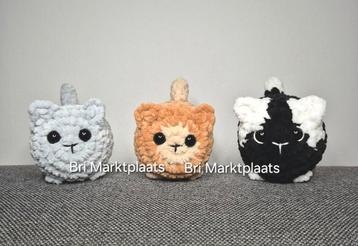 Gehaakte kat/poes klein, loaf cat, decoratie, cadeautje beschikbaar voor biedingen