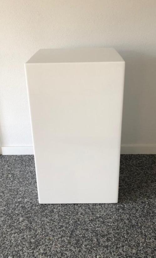MAATWERK; WITTE ZUIL SOKKEL PILAAR KOLOM CONSOLE 40X25X25CM, Huis en Inrichting, Woonaccessoires | Zuilen en Pilaren, Nieuw, Ophalen of Verzenden