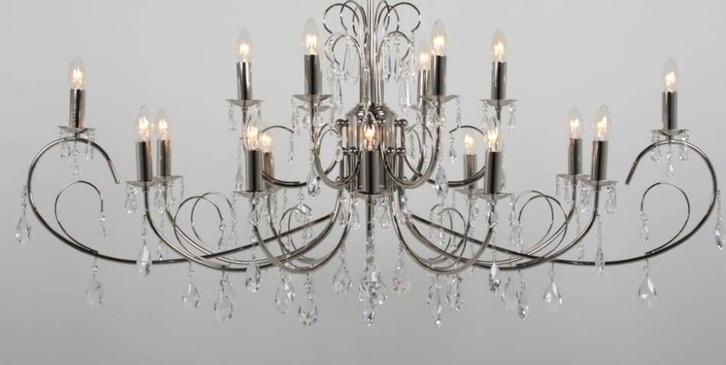 Kroonluchter, Robusto (in zeer goede staat), Huis en Inrichting, Lampen | Kroonluchters, Zo goed als nieuw, Overige materialen