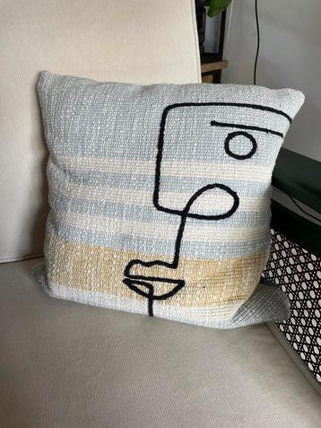 Kussenhoes Coco Maison – Modern Lijntekening (40x40 cm) beschikbaar voor biedingen