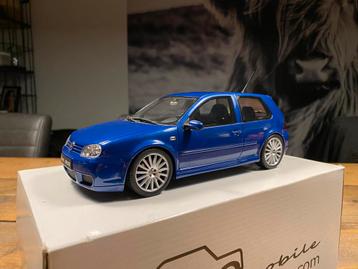 Zeldzaam ! 1:18 Volkswagen Golf 4 R32 Blauw ! beschikbaar voor biedingen