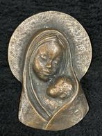 Bronzen beeld Maria met kind, 11,5 x 8 cm, hangend, Antiek en Kunst, Ophalen of Verzenden