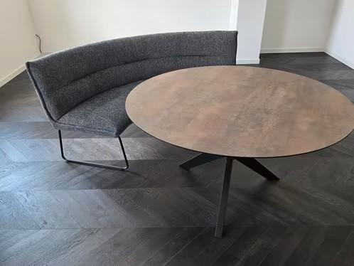 ronde tafel, Huis en Inrichting, Tafels | Eettafels, Zo goed als nieuw, 100 tot 150 cm, 100 tot 150 cm, Vier personen, Rond, Kunststof