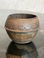 Antieke Bronzen mooi antieke Dhokra rijst maat kom, Ophalen of Verzenden, Brons
