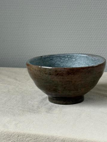 Vintage ceramic handgemaakt schaaltje gesigneerd d14cm beschikbaar voor biedingen